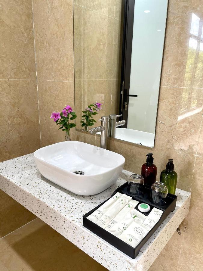 Phoenix Minh Châu Hotel Quang Ninh (Quang Ninh) Exterior foto